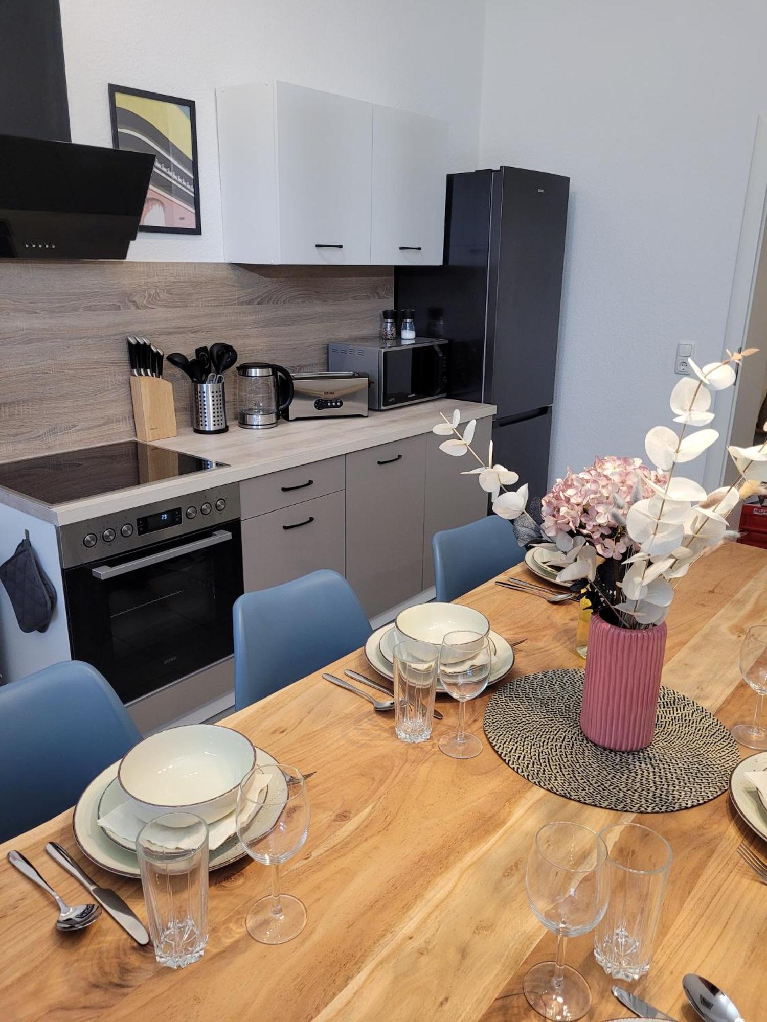 T21 - Apartment Direkt Im Zentrum Mit Parkplatz ケムニッツ エクステリア 写真