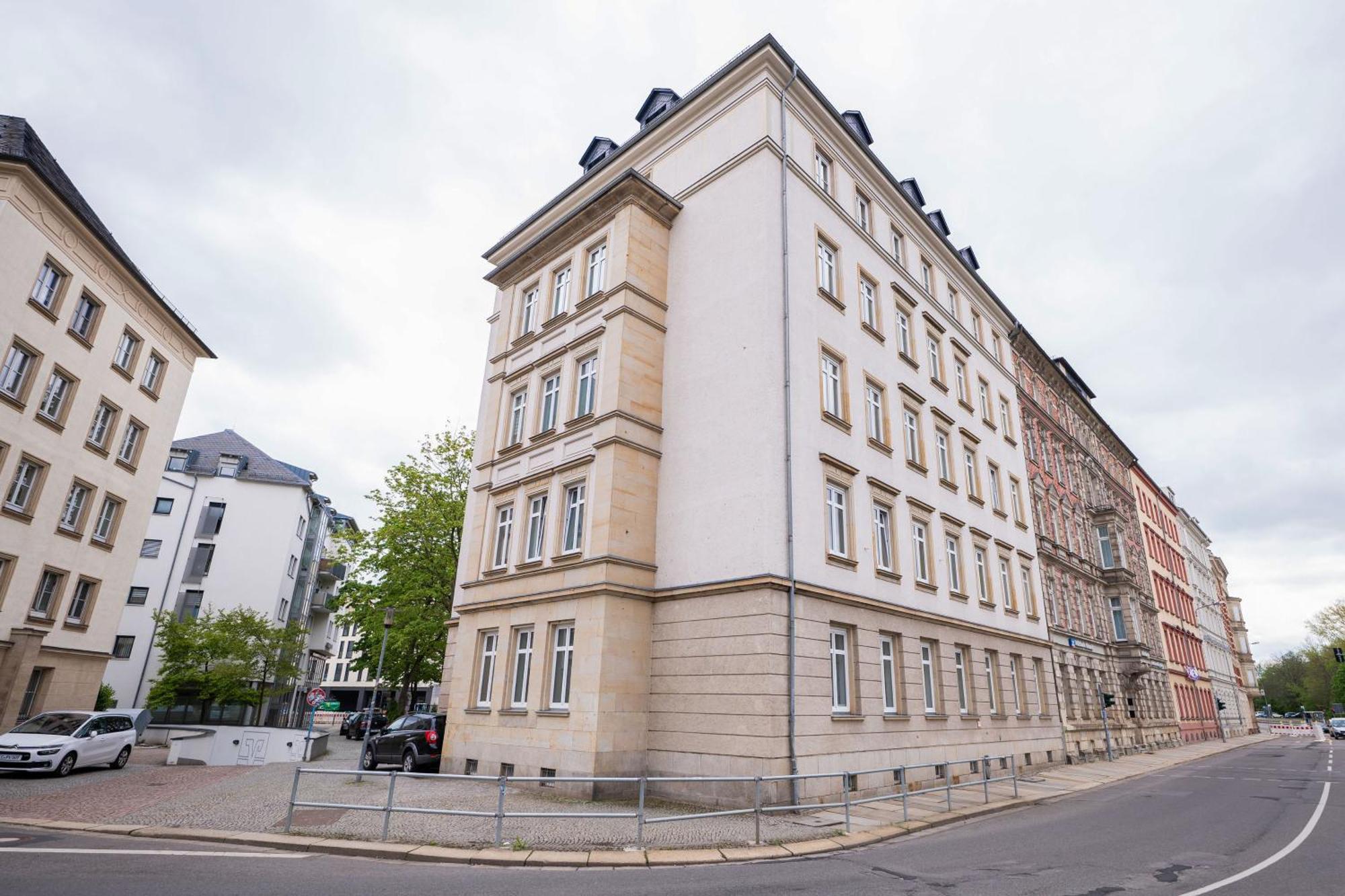T21 - Apartment Direkt Im Zentrum Mit Parkplatz ケムニッツ エクステリア 写真